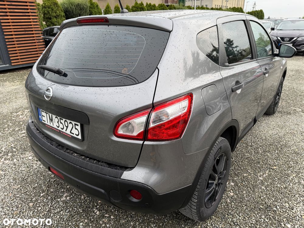 Nissan Qashqai 1.6 Visia - 11