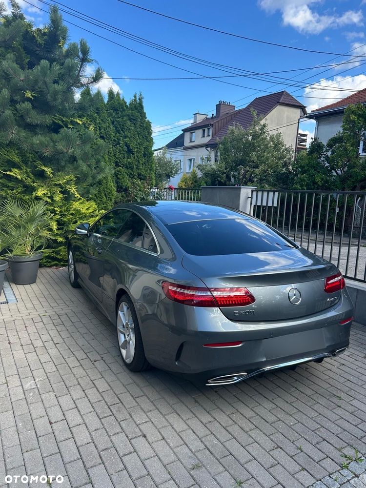 Mercedes-Benz Klasa E 200 4-Matic 9G-TRONIC - 5