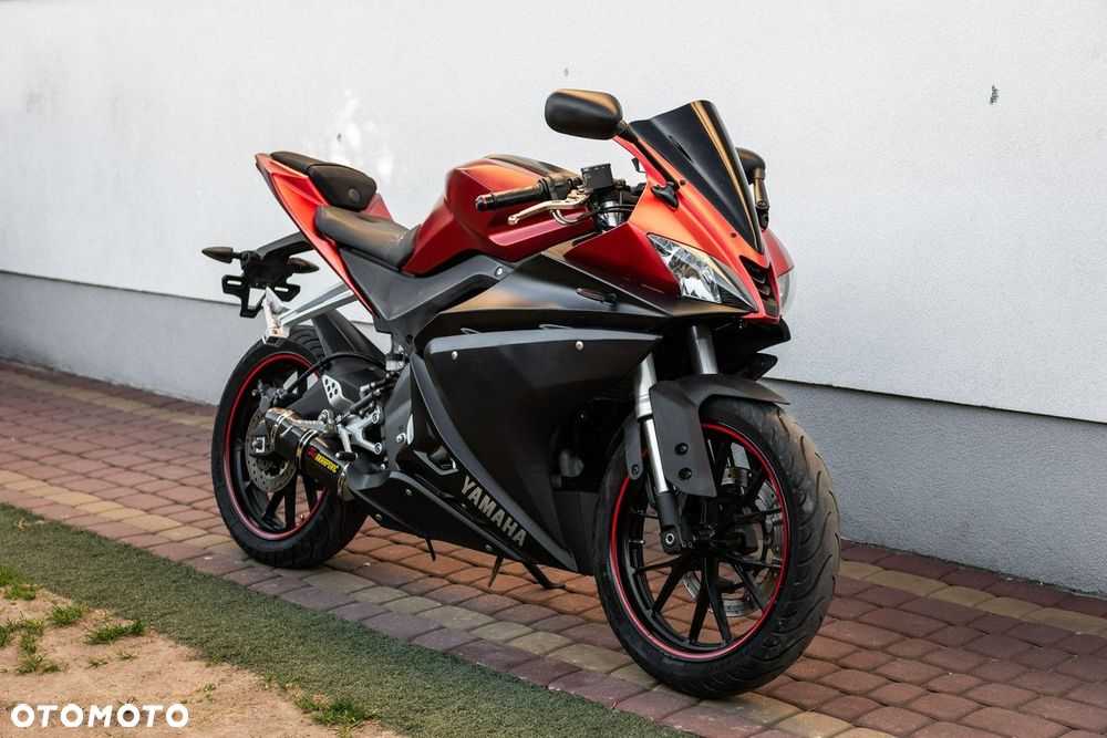 Yamaha YZF - 1