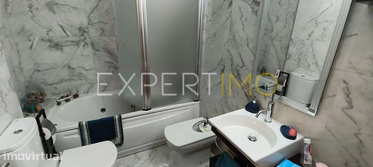 Apartamento T3 Duplex – Zona Habitacional Tranquila em Bragança - Grande imagem: 5/14
