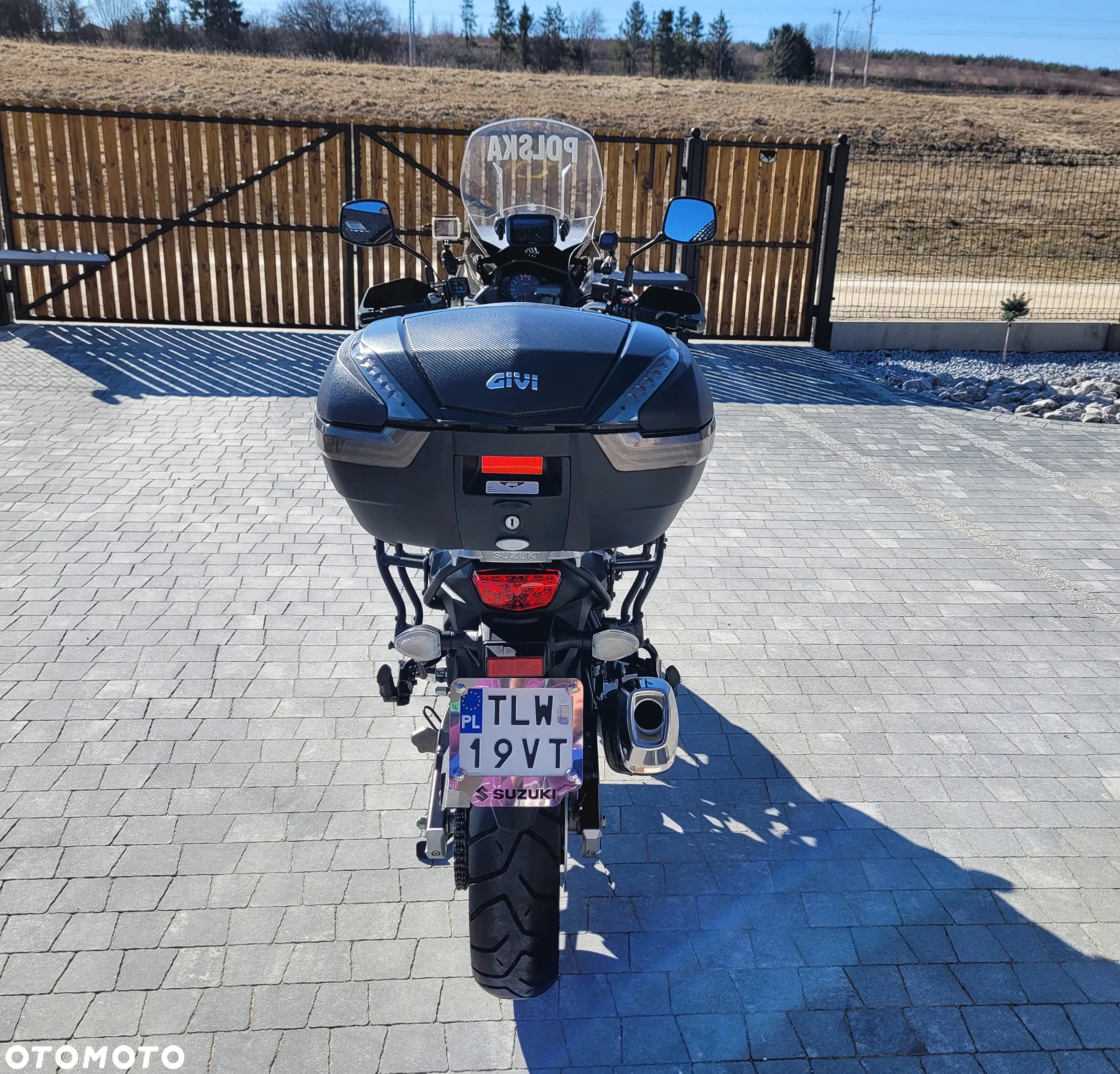 Suzuki V-STROM - 19