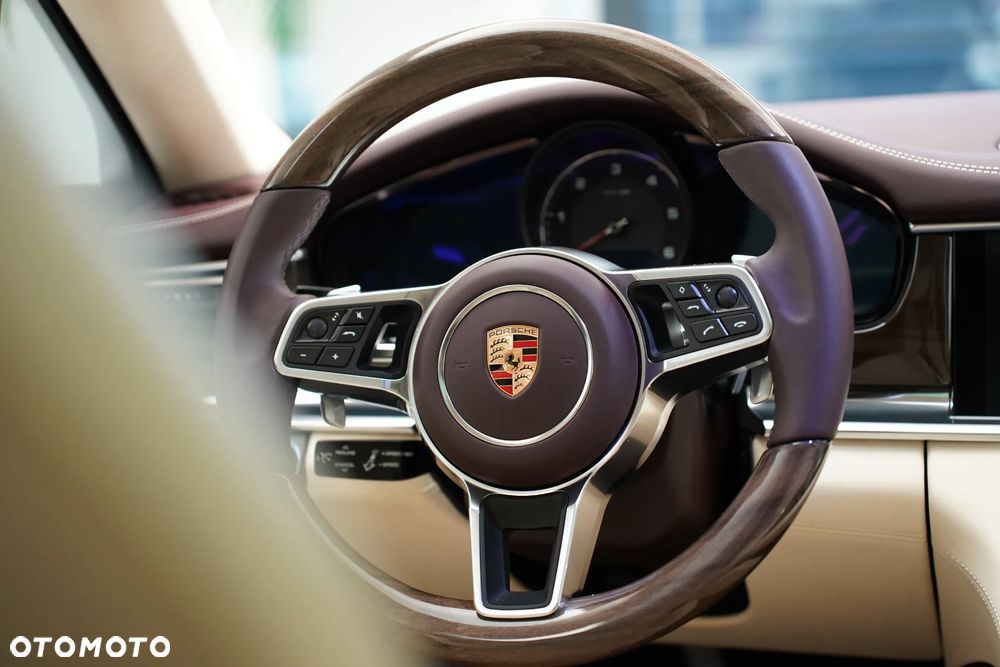 Porsche Panamera 4S Diesel - 24