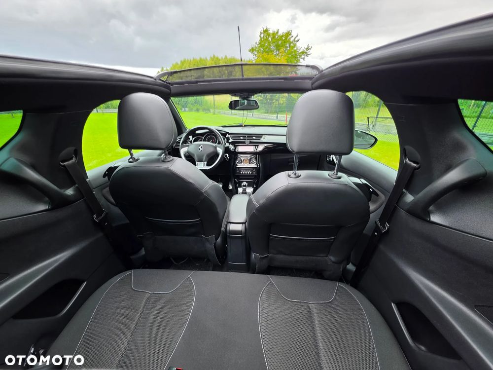 Citroën DS3 VTi 120 SoChic - 32
