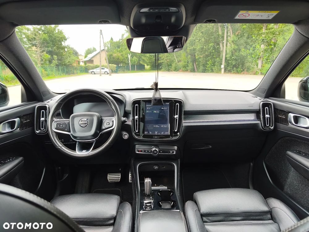 Volvo XC 40 D3 R-Design - 25