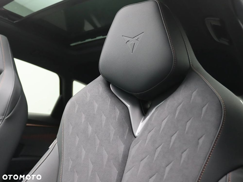Cupra Terramar 1.5 e-Hybrid DSG - 28
