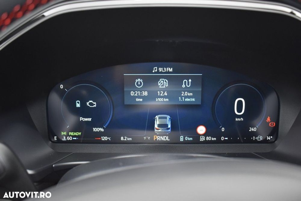 Ford Kuga - 34