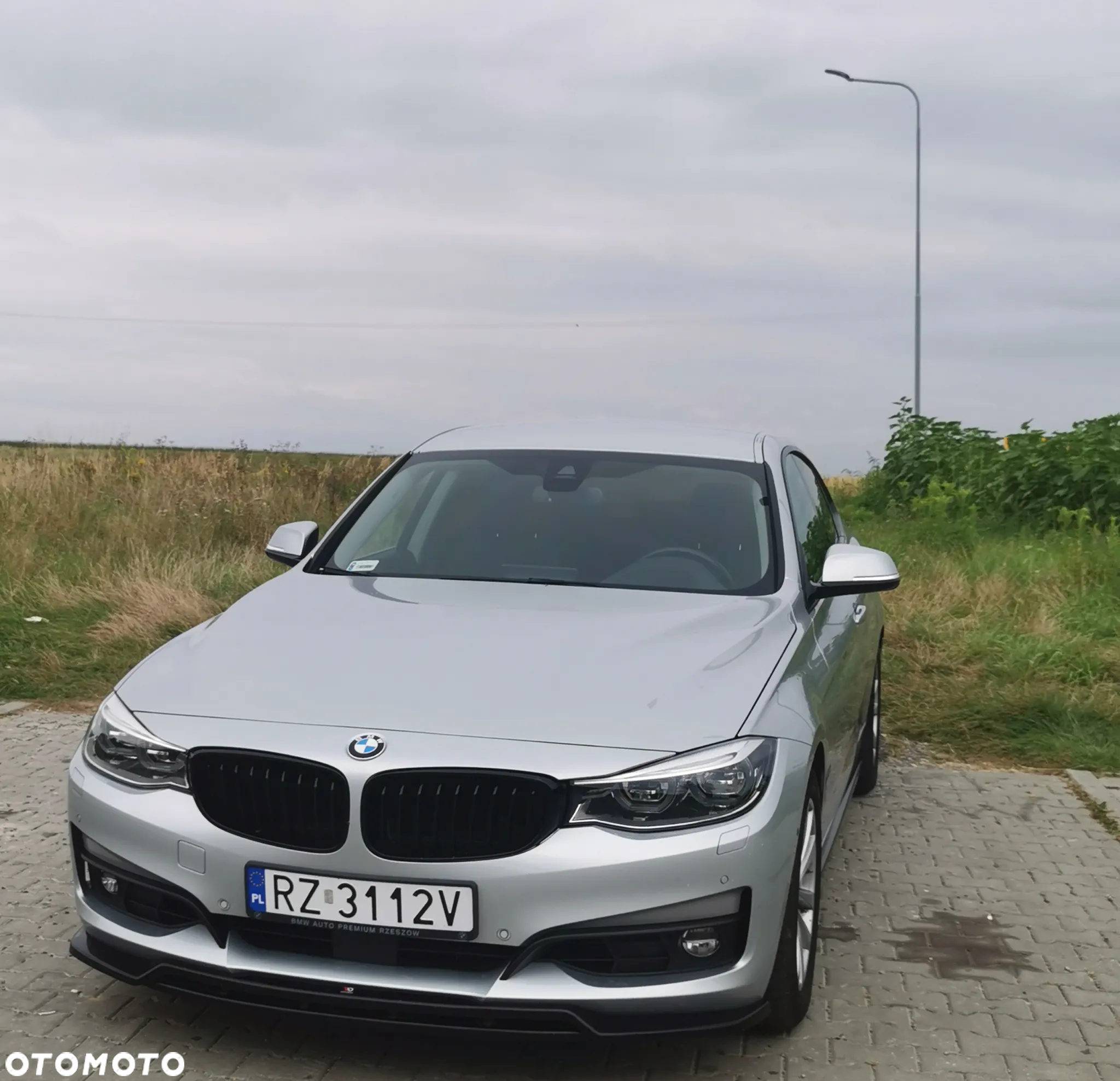 BMW Seria 3 330i xDrive - 3