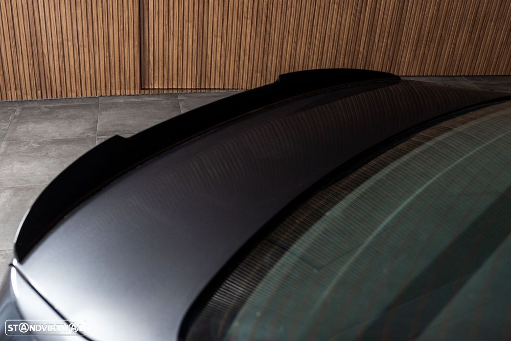 BMW 318 d - 10
