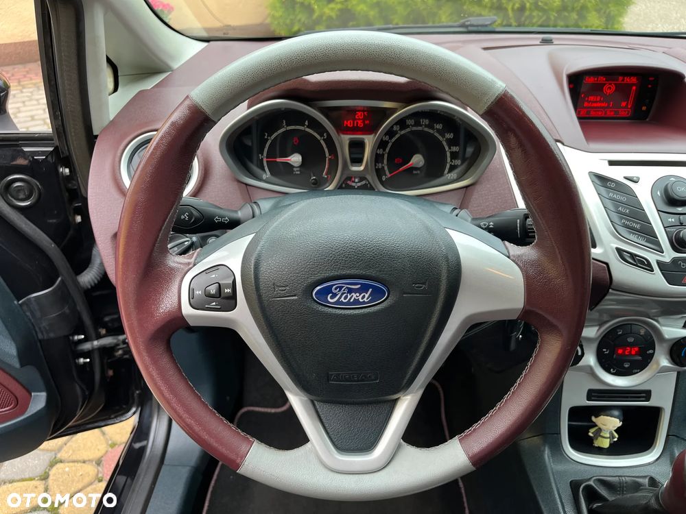 Ford Fiesta 1.4 Titanium EU5 - 14