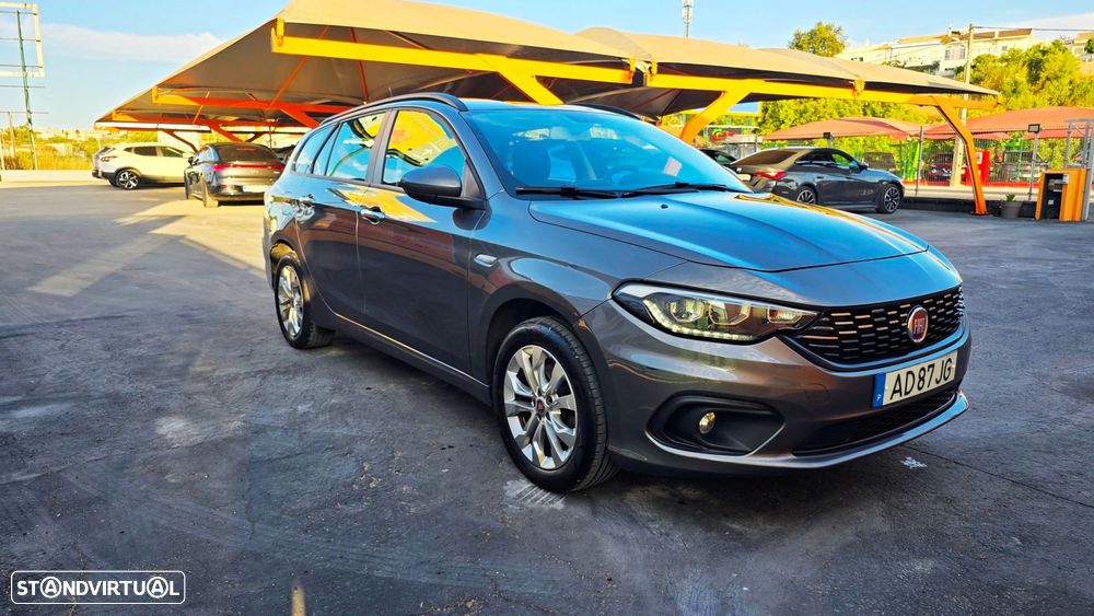 Fiat Tipo Station Wagon 1.3 M-Jet Lounge - 21