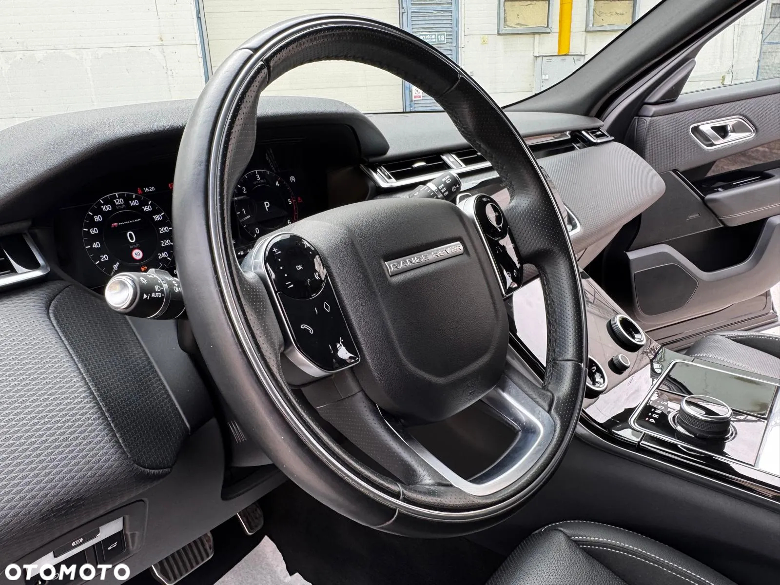 Land Rover Range Rover Velar 2.0 TD4 R-Dynamic S - 26