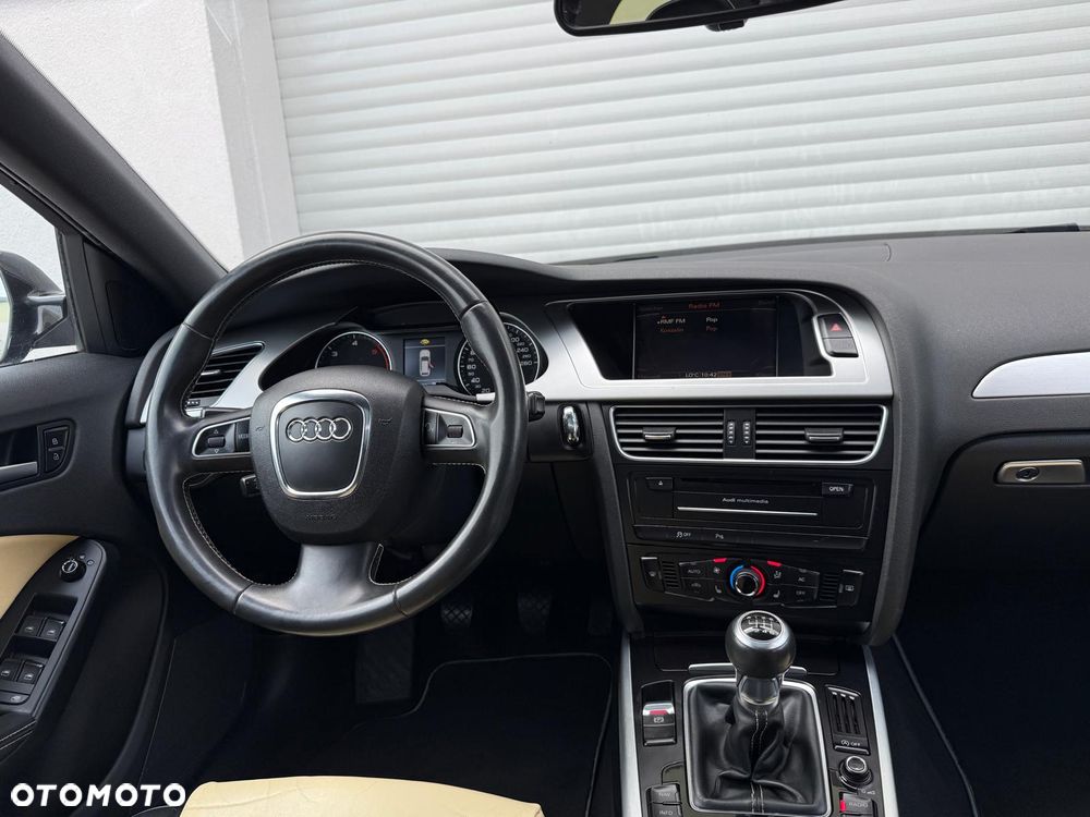 Audi A4 Avant 2.0 TDI DPF quattro Ambiente - 21