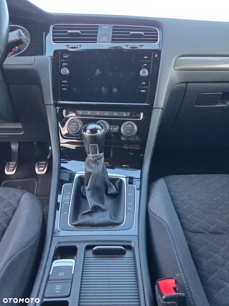 Volkswagen Golf 1.6 TDI Join - 2
