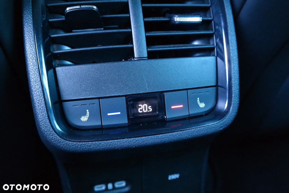 Skoda Octavia Combi 2.0 TDI DSG 4x4 RS - 13