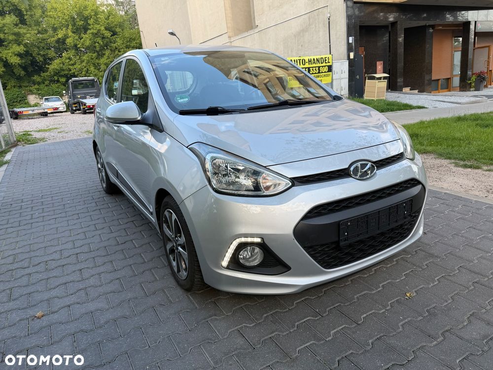 Hyundai i10 1.2 YES Silver - 1