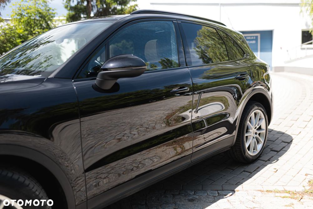 Porsche Cayenne Standard - 7