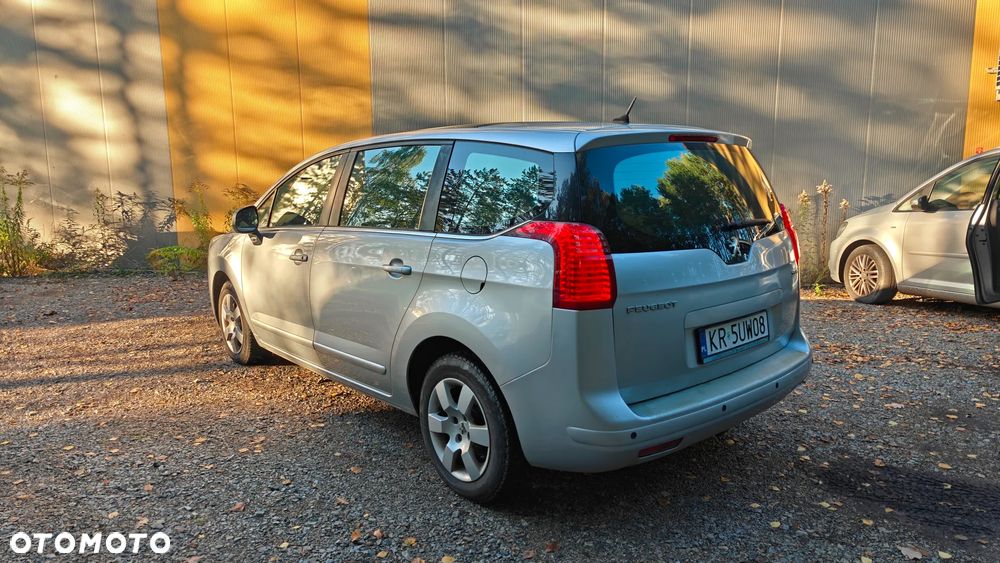 Peugeot 5008 1.6 THP Active 7os - 6