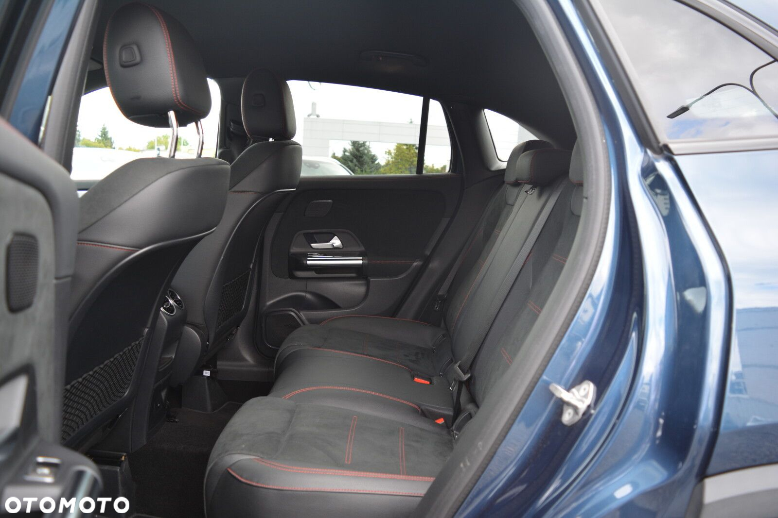 Mercedes-Benz GLA 200 d - 23