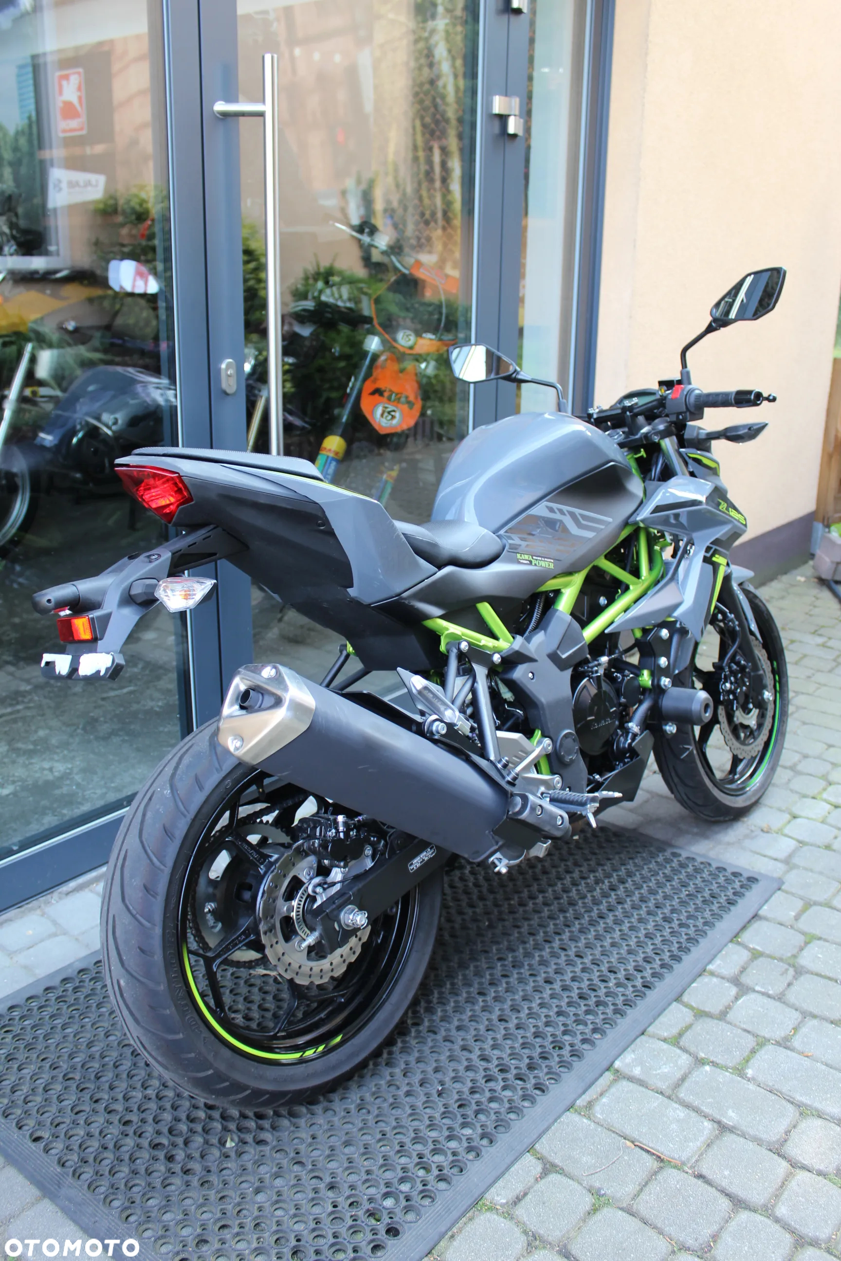 Kawasaki Z - 5