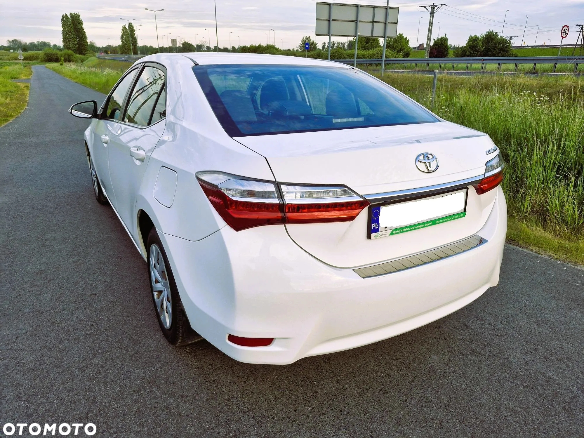 Toyota Corolla 1.4 D-4D Premium - 4