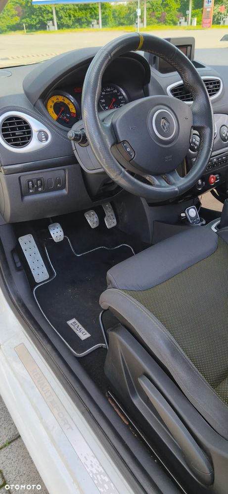 Renault Clio 2.0 16V Sport Euro5 - 22