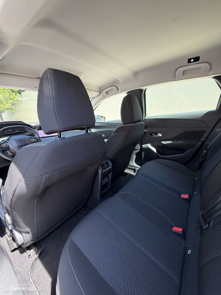 Peugeot 308 - 13