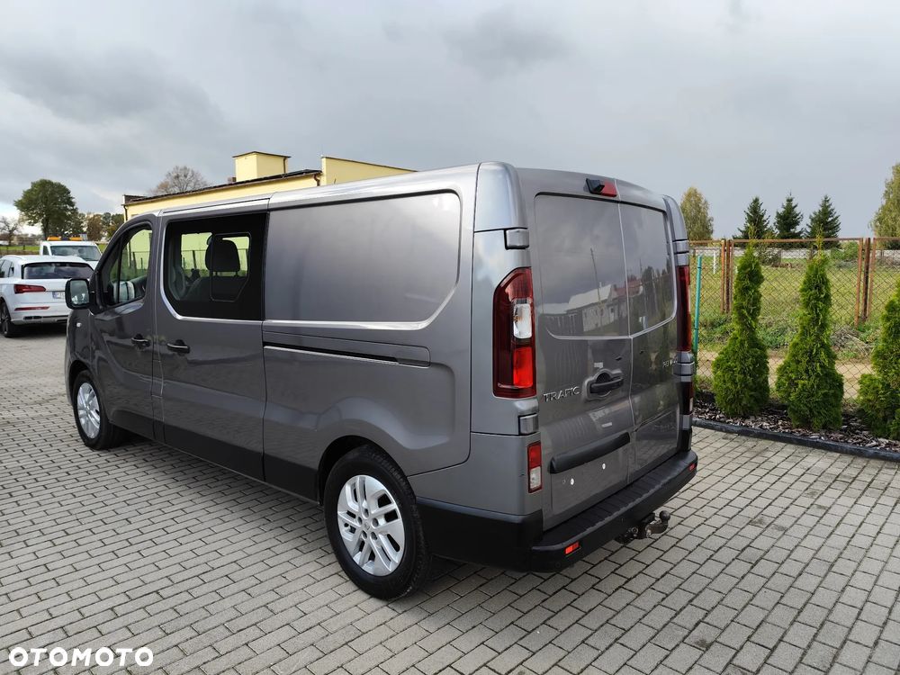 Renault Trafic - 10