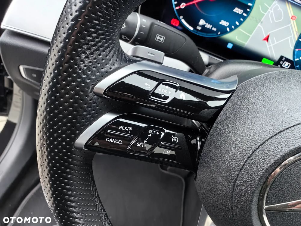 Mercedes-Benz Klasa E 450 4-Matic AMG - 13