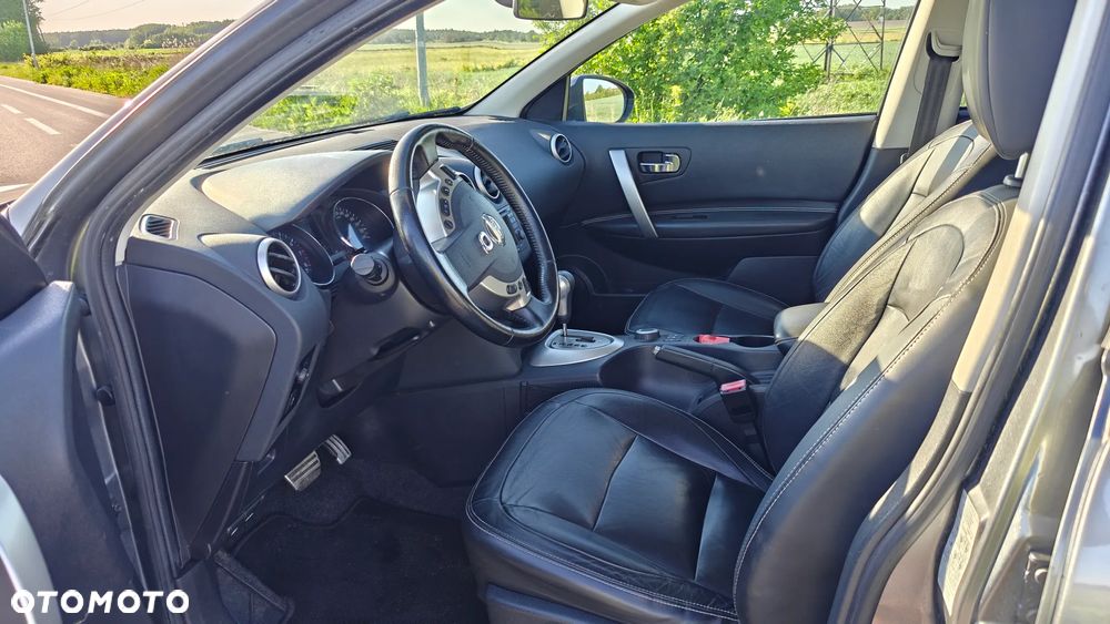Nissan Qashqai+2 2.0 4x4 Tekna CVT - 6