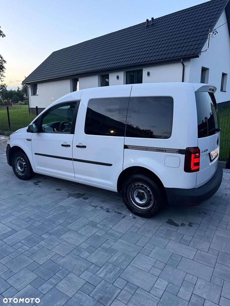 Volkswagen Caddy 2.0 TDI Comfortline - 15
