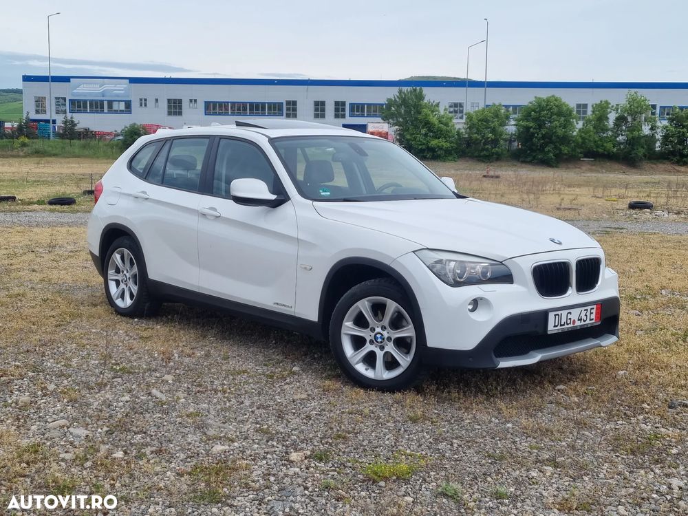 BMW X1 xDrive18d Aut. Sport Line - 2