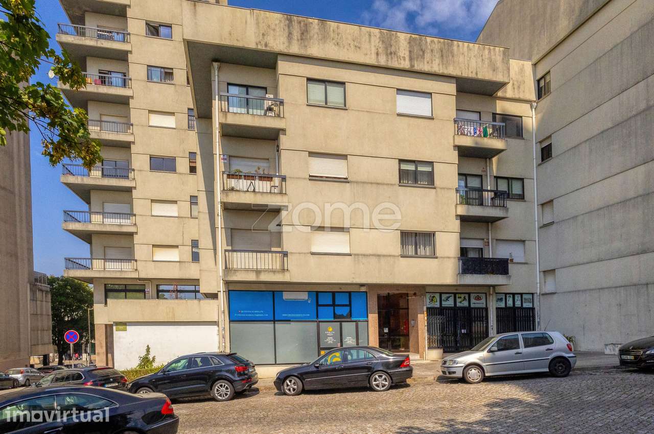 Apartamento T4 transformado em T5 nas Antas, Bonfim,Porto - Grande imagem: 2/29