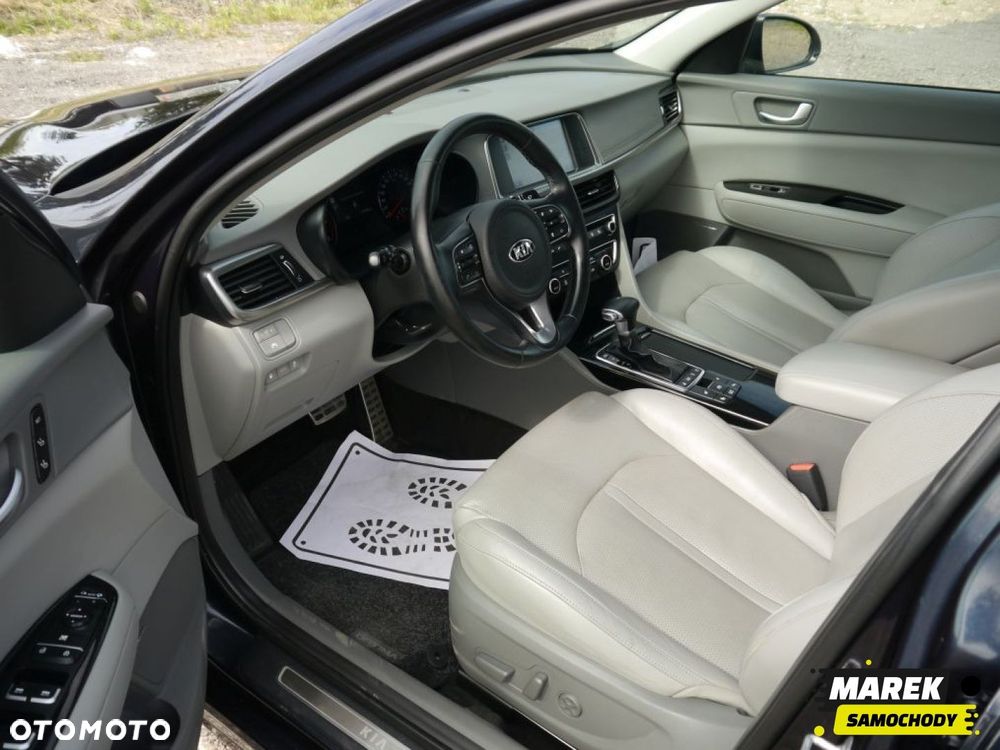 Kia Optima - 12