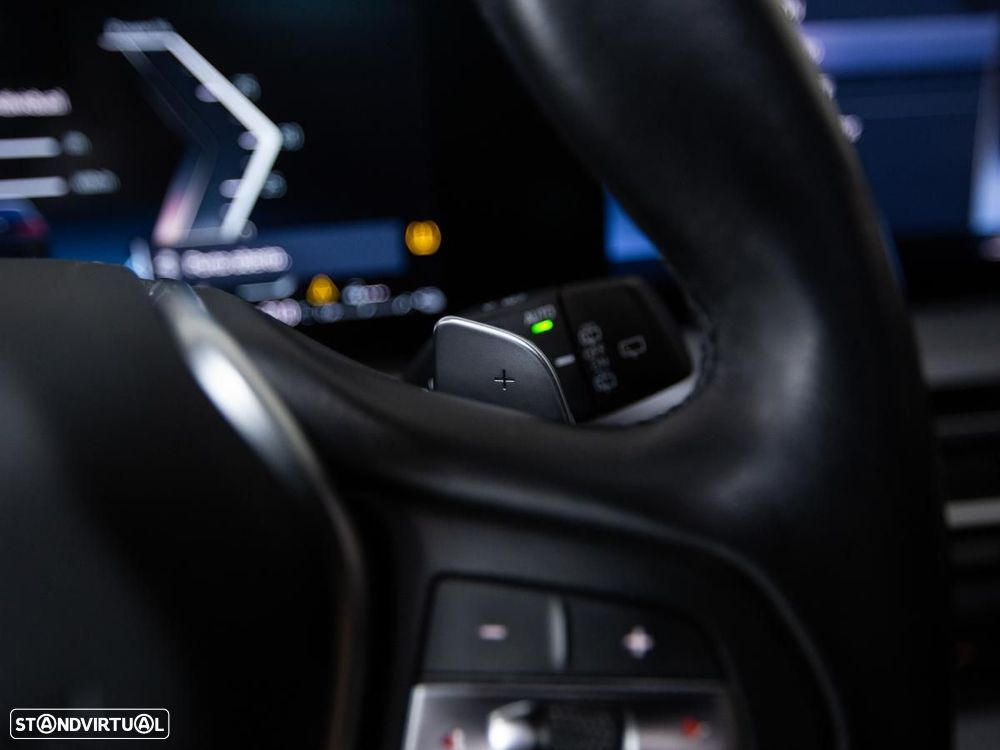 BMW 320 e Touring Auto - 16