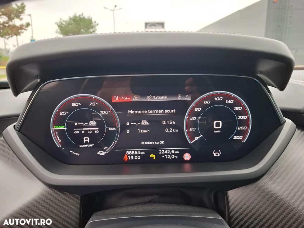 Audi e-tron GT 60 quattro - 16