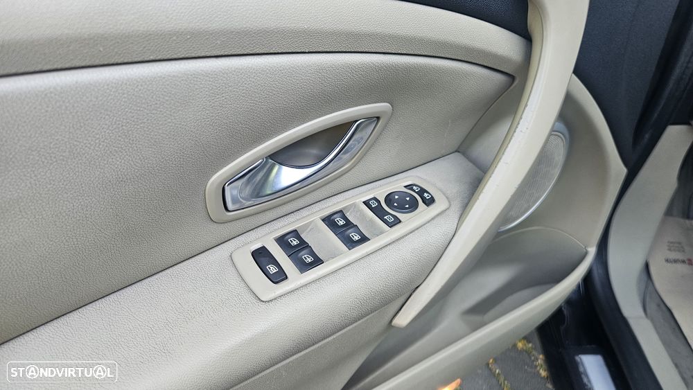 Renault Mégane Sport Tourer 1.5 dCi Luxe - 17