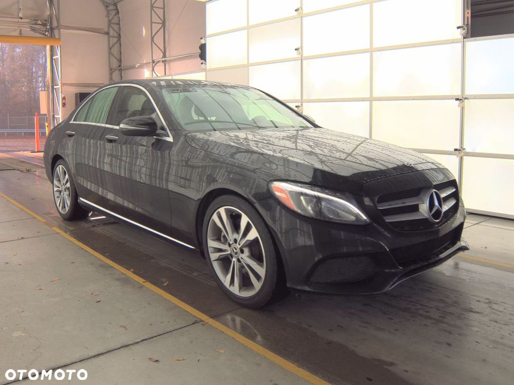 Mercedes-Benz Klasa C 300 9G-TRONIC Avantgarde - 2