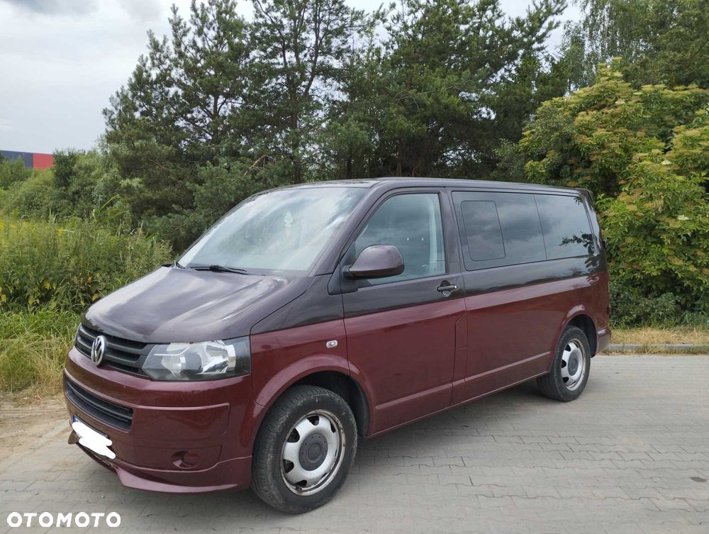 Volkswagen Caravelle - 1