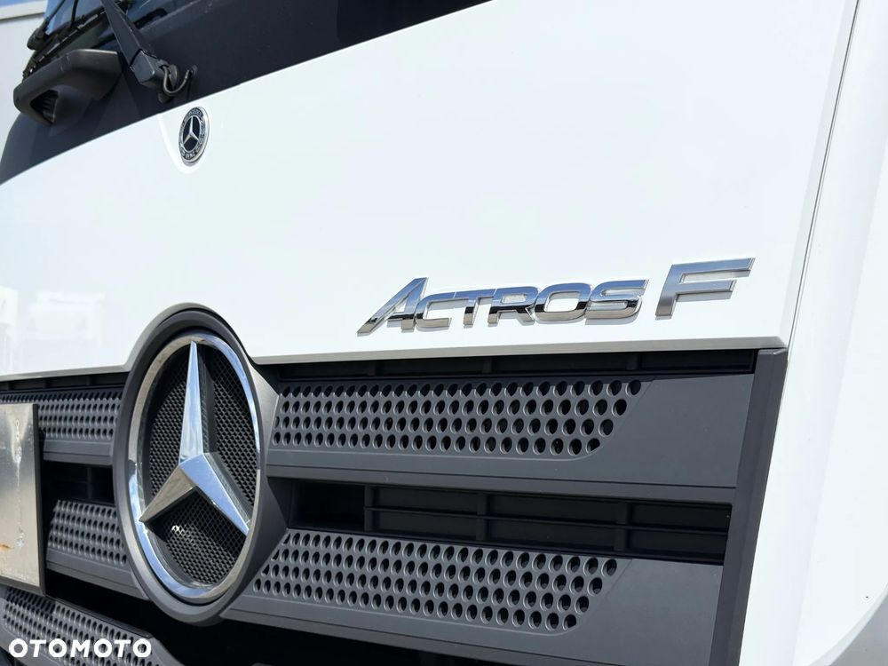 Mercedes-Benz ACTROS F 1845 / STANDARD / SALON PL - 18