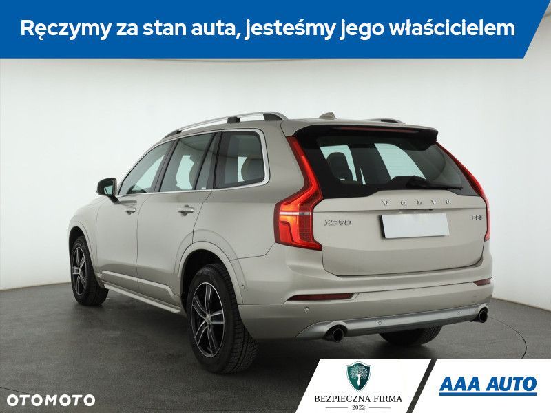 Volvo XC 90 - 5