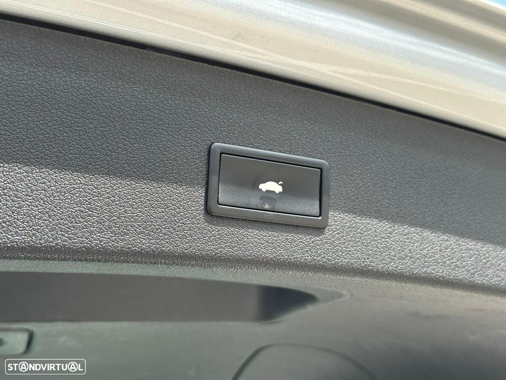 Audi Q5 3.0 TDI Exclusive S-tronic - 30
