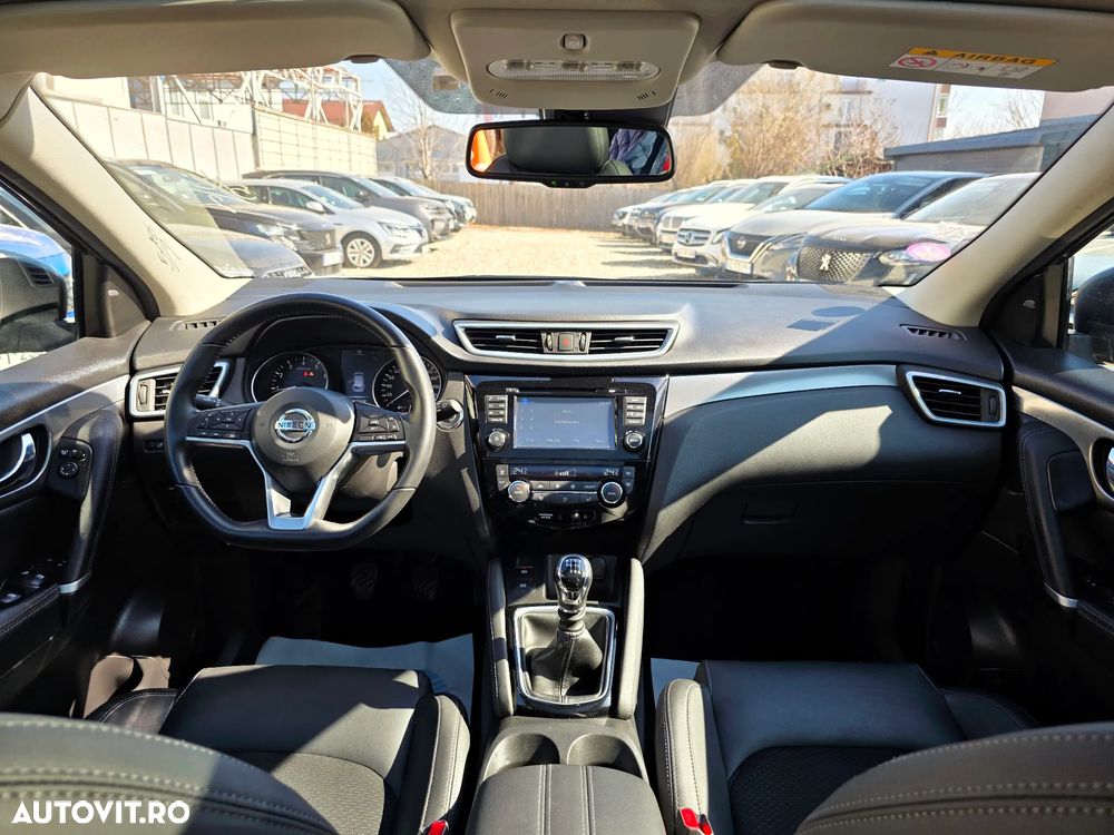 Nissan Qashqai 1.2 DIG-T TEKNA+ - 22