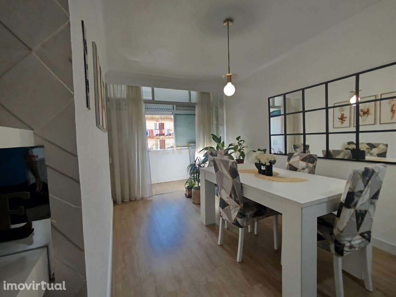 Apartamento T3 Renovado com Suíte, Varanda Fechada – Monte da Caparica - Grande imagem: 3/38