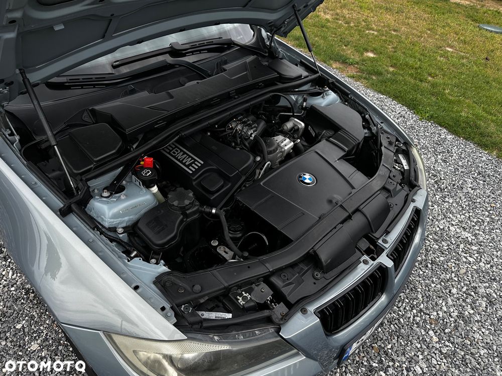 BMW Seria 3 - 39