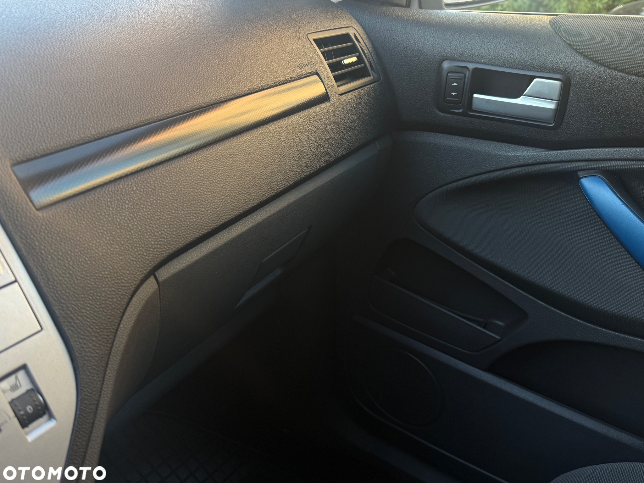 Ford Kuga 2.0 TDCi 2x4 Trend - 19
