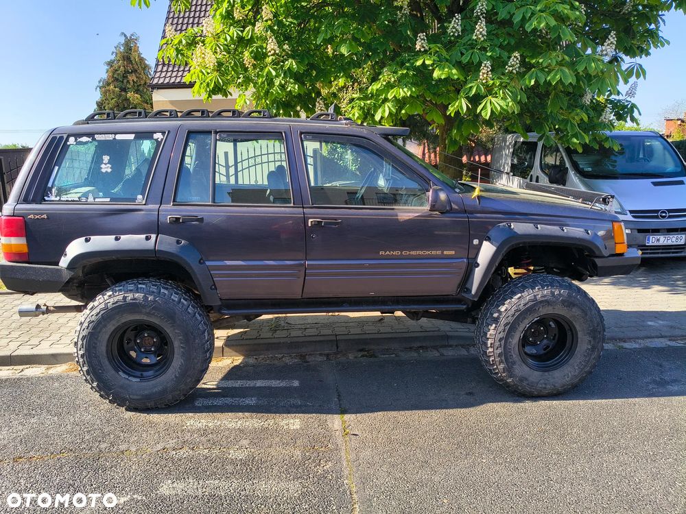 Jeep Grand Cherokee - 4