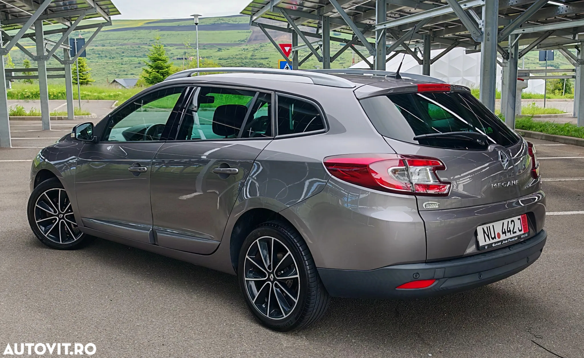 Renault Megane ENERGY dCi 130 BOSE EDITION - 12