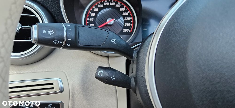 Mercedes-Benz Klasa C 300 Cabrio 9G-TRONIC AMG Line - 22