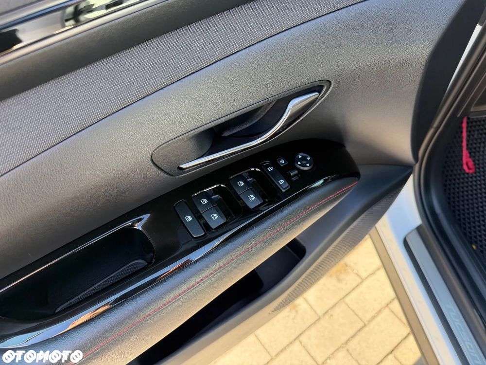 Hyundai Tucson 1.6 T-GDi 48V-Hybrid 2WD N Line - 32