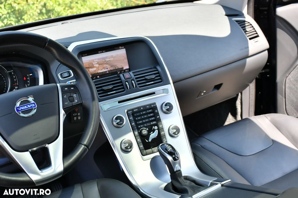 Volvo XC 60 - 22